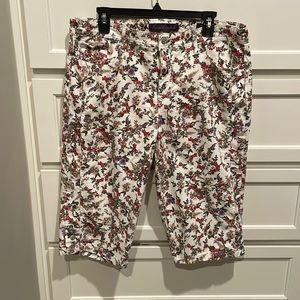 Gloria Vanderbilt Skimmer Capris
